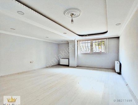 Beylikdüzü Kaleden Metrobüsün Dibinde Köşe 1+1 Satılık Daire