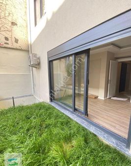 Yeşilköy Yeşilyurt Arası Yeni Binada Bahçe Kullanımlı 2+1 Daire