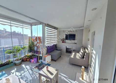 Üçyol Metroya 3 Dk Yürüme Mesafesinde İçi Süper Yapılı