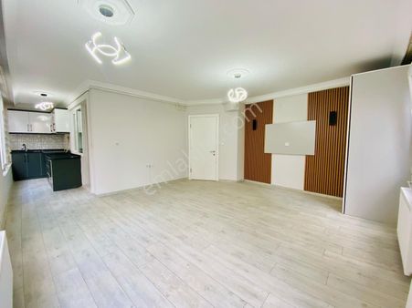 Yükselden Altınkum Merkezde Bahçeli Denize 250 Mt 2+1 Yeni Daire