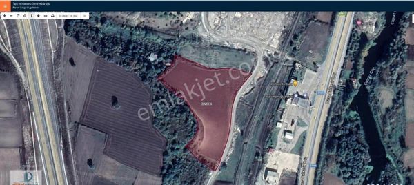 Dijitalemlak'tan Susurluk Balıklıdere'de Lojistik Alanda Satılık 21 Dönüm Kıymetli Arazi.