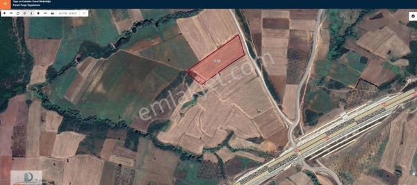 Dijitalemlak'tan Karacabey Canbaz'da Kentsel Gelişim Alanında Köye Yakın Yola Cepheli Satılık 20.300