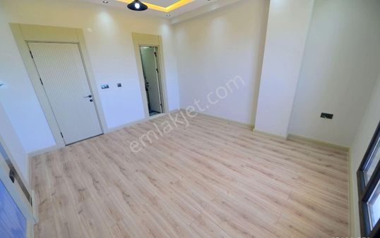 Yener Emlak'tan Zeytinli'de Ultra Lüx Şahane Ötesi Müstakil Villa