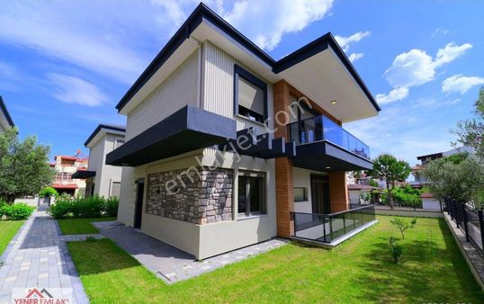 Güre-fener Arası ▒ 2100m2 Siteiçi İçerisinde ▒ Bahçeli Villa ▒
