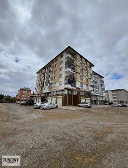 Tuncay'dan Satılık 3+1 Daire Gazi Civarı