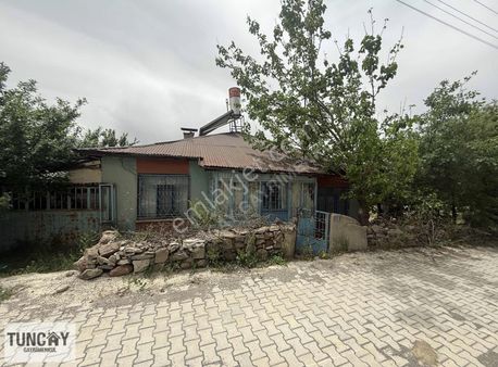 Tuncay'dan Bahçelievler'de Satılık Müstakil Ev