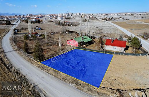 Acar Emlak'tan Şehit Tezcan Özdemir Caddesi Üzerinde 480 M2 Arsa