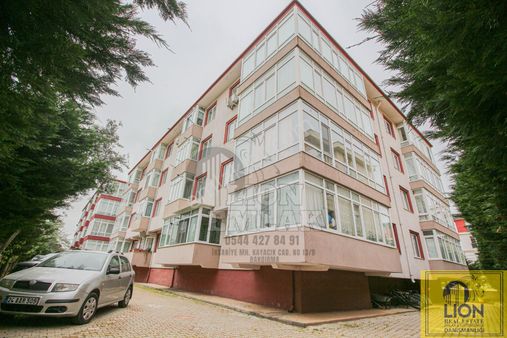 🟨⬛bandırma İhsaniye'de İşlek Ana Cadde Üzerinde,nezih Site İçi Satılık 3+1 Daire⬛🟨