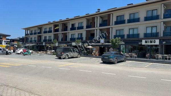 Kadıköyde Ticari +villa İmarlı 672 M2 Arsa