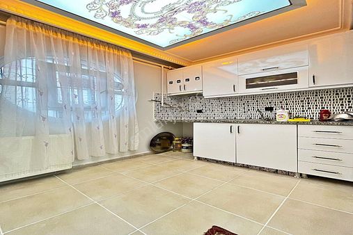 Cansever Yapı'dan Merkezi Lokasyonda 2+1 Satılık Yüksek Giriş