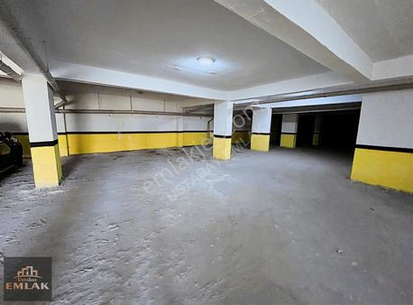 Bahçeşehir Koleji Karşısında Satılık 3+1 Lüx Daire