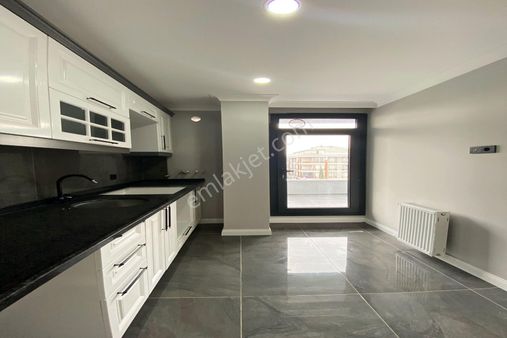 Beylikdüzü Kavaklı'da Oturumluk Sıfır 2+1 Satılık Daire