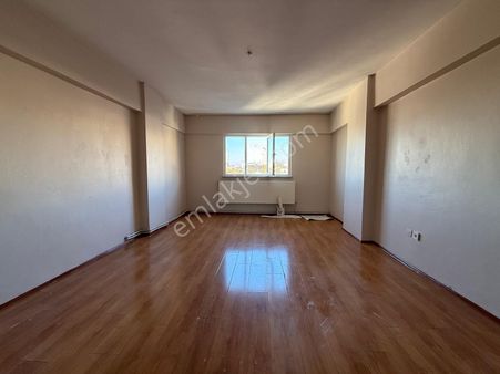 İstanbul House'dan Bağcılar'da Çapa Sitesinde 3+1 Ara Kat Fırsat