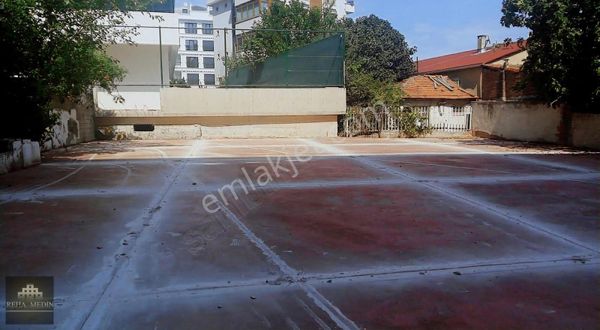 Matepe, Gülsuyu'nda Metro Çıkışında Kdv Avantajlı Satılık Arsa