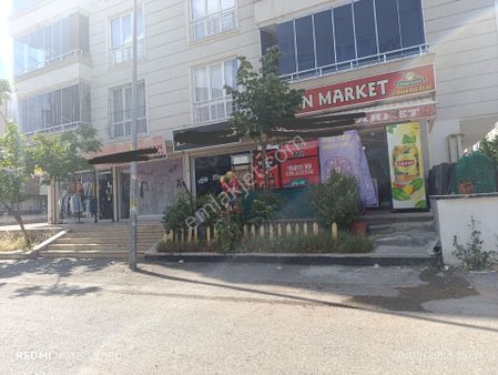 Karacaahmetde Yatırımlık Satılık Dükkan