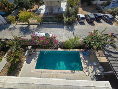 Didim Akbük'de Denize 150 Metre Satılık Malikane