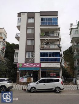 Aliağa'nın Merkezinde Satılık Geniş 3+1 Daire