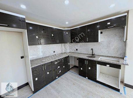 Garipoğulları Gayrimenkul'den Gümüşlük Mah Satılık 2+1...