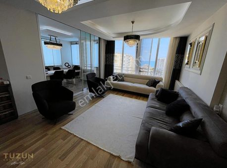 Tüzün'den Lüks Havuzlu Aqua Parklı 3.5+1 Satılık Daire