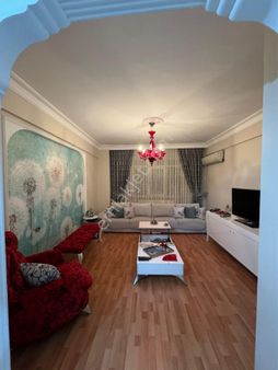 Ecem Emlaktan Küçükhamamda Köşe 2 Ara Kat