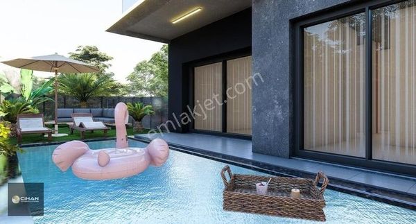 Kuşadası Marina'da Villa Konsept Özel Havuzlu Satılık Daire