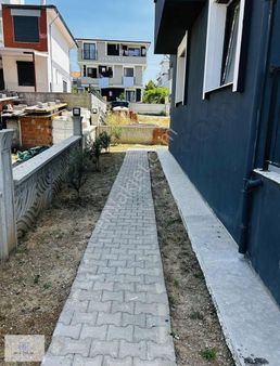 Büyük Bahçeli Ara Kat Aydınlık Ferah Sıfır 2+1 Daire