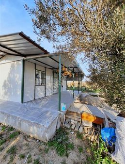 Hacırahmanlıda Satılık 1069 M² Hobi Bahçesi