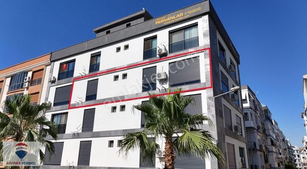 Güzelyalı'da Sanat Merkezi Ve Stadyuma Komşu Satılık 2+1 Daire