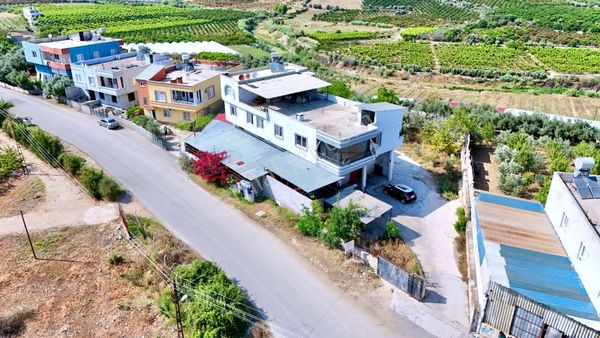 Akdeniz Civanyaylağı Mahallesinde Satılık Ahır Ev Ve Arsası