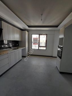 Isparta Merkez Fatih Mahallesinde Güvenlikli Kiralık Daire