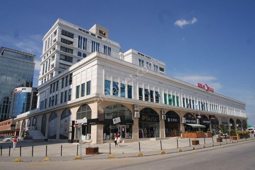 Esen'den Sur Yapı Karşısın'da Kızılay Plaza'da Kiralık Ofis