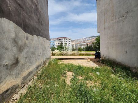 Bayar Gayrimenkulden Önü Açık Çevre Yoluna Yakın Arsa