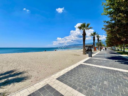 Akçay Sezgin Emlak'tan Denize 100 Adım Satılık 2+1 Kaçmaz Daire