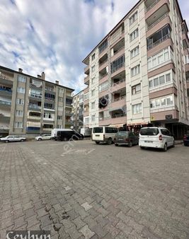 İkbal Sitesinde 3+1 Full Yapılı Asansörlü Isı Yalıtımlı Satılık