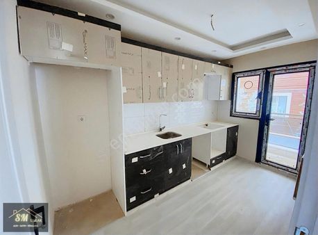 "sm Gayrimenkul'den 2+1 Kapalı Mutfaklı Sıfır Daire''