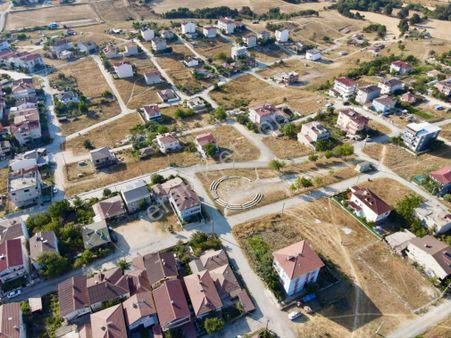 Büyükyoncalı Da İmarlı Mahalle Asfalta Yakn Arsa