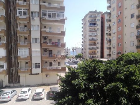 Erdemli Sahilde Deniz Manzaralı Geniş 3+1