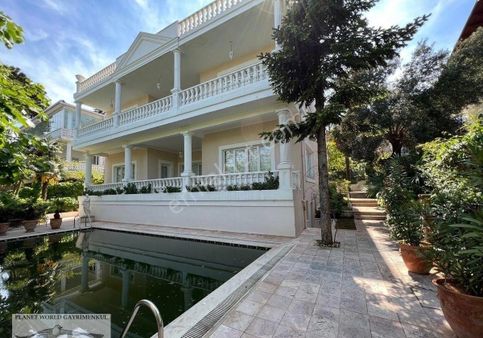 Planet’ten Deniz Manzaralı Havuzlu Sıfır Lüks Müstakil Ev Villa