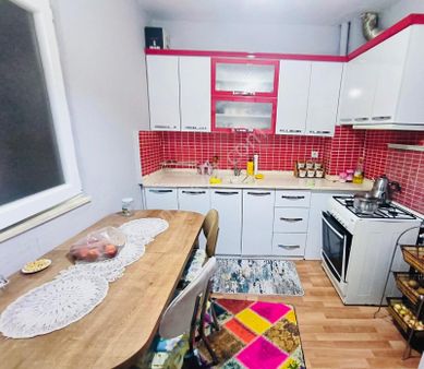 Furkan Emlak'tan Unkapanı Mah.2+1 1.kat 95m2 Balkonlu Asansörlü Dış Cepheli Fırsat Daire