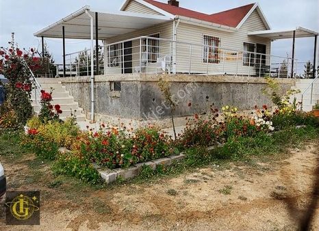 İkoniyum 'dan Dağderede Satılık Müstakil Evi Olan 9377 M² Bahçe
