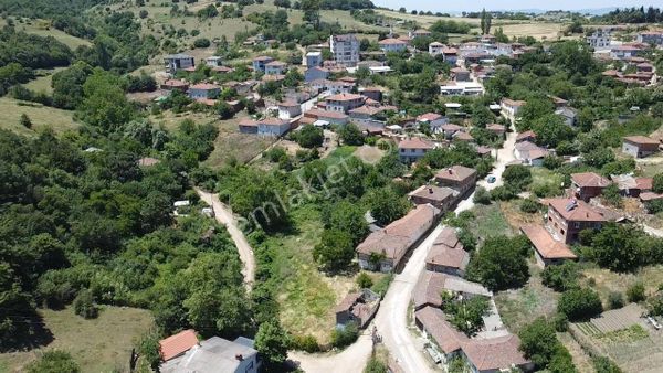 Bigaya Yakın, Köy İçinde 1.616 M² Yatırımlık & Yaşanabilir Arsa