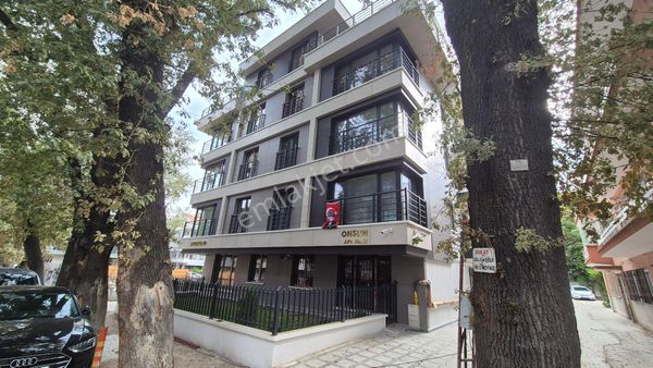Beşevler Ankaray İstasyona Yakın 2+1 Yeni Lüks Binada 2+1 Giriş Kat -açık Ve Kapalı Otoparklı-