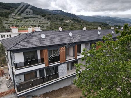 Irmaksudan Güre De Dağ Manzaralı Bitişik Nizamlı 3+1tripleks