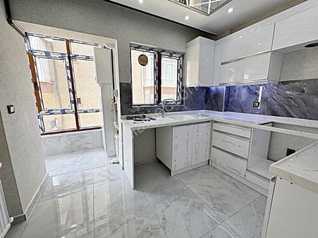 Keçiören Merkezinde Antares Avm Ye Bır Kaç Bina Mesafede Katta Full Yapılı