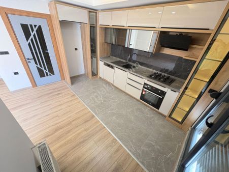 Arya'dan Şık Tasarımlı Satılık 2+1 Lüks Daire