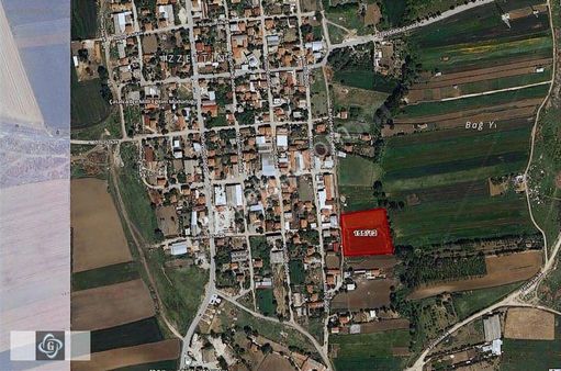 Çatalca İzzettinde İmarlı, Köy İçi 250m² Yatırımlık Arsa!