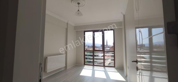 Altın Emlak'tan Muhteşem Konumda Satılık Daire