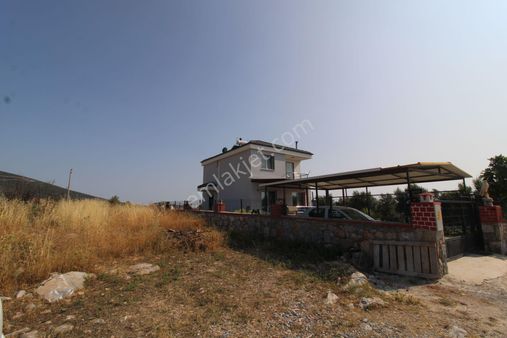 Aydın Didim Ak Yeniköy De 4+1 Tam Müstakil Villa 636 M2 Arsa Üzerinde Yapılmıştır