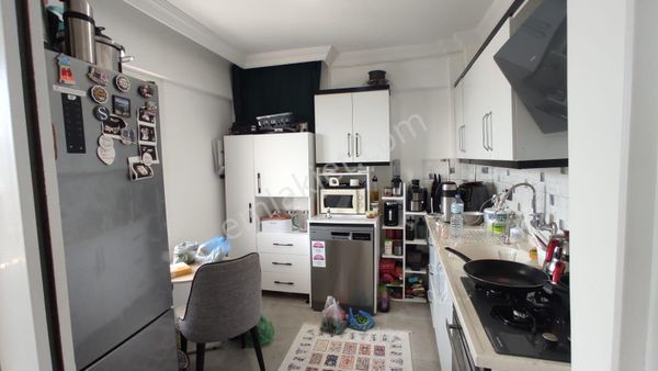 Didim Efelerde Satılık Bakımlı Extralı 2+1 Ayrı Mutfak Daire