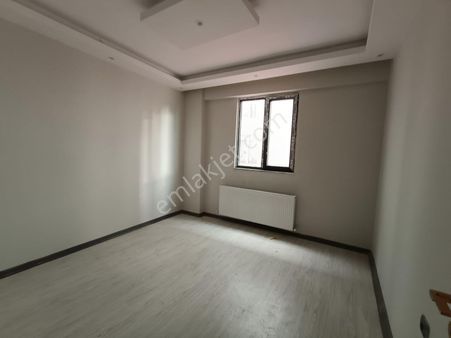 Çiğnitaş Umut.tan Satılık Daire 2+1 Kat 1 Mutfak Ayrı